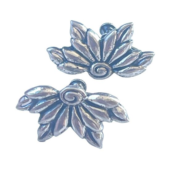 Vintage Sterling Silver Flower Screw Back 1940s Earrings Elegant Design for Wome - Picture 1 of 6